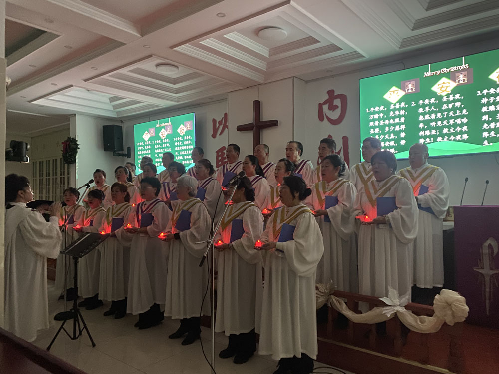 2025.12.24柏杨树堂平安夜圣乐崇拜 (2).jpg